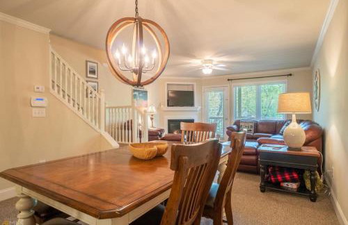 Riverfront home within walking distance of Helen - Foto 25