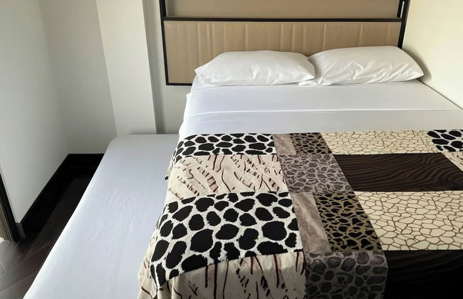 Aparta Suites Torre De Prado - Photo 6