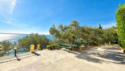 Apartment Vukić-1 by Interhome - Foto 2