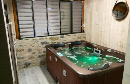 Maison de charme à Guchan avec vue sur la montagne et jacuzzi - Photo 6