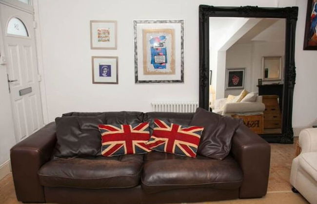 2 Bedroom House Next to the Sea, Lots of Fun! - Photo 15