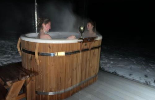 Quirky, Luxury Hideaway - Photo 32