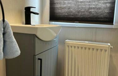 Deluxe 3 bedroom caravan in Haven's Seton Sands Holiday Village,Wifi - Foto 3