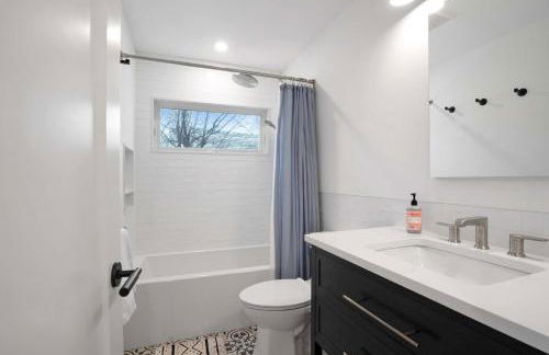 Nature's Paradise: Private Dock & Water Views - Foto 15