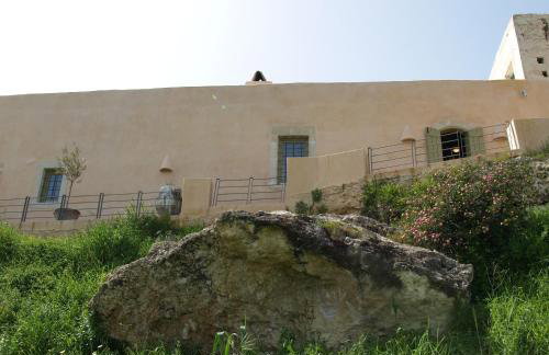 Agapi Holiday House - Photo 32