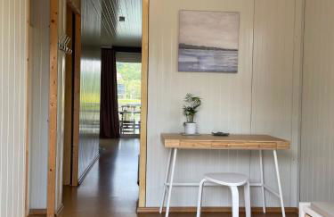 Hausboot im Hafen - Foto 4