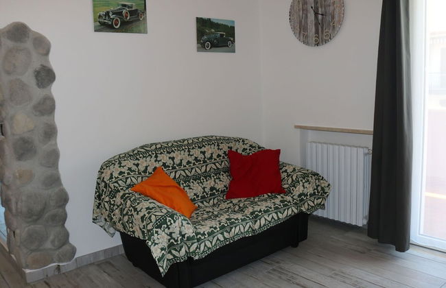 Holiday Apartment near Lake, Shared Swimming Pool - Foto 8