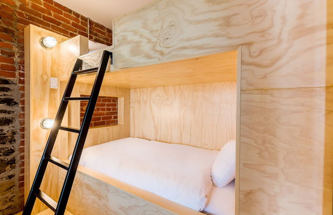 Les Lofts du Trésor - By Les Lofts Vieux-Quebec - Photo 28