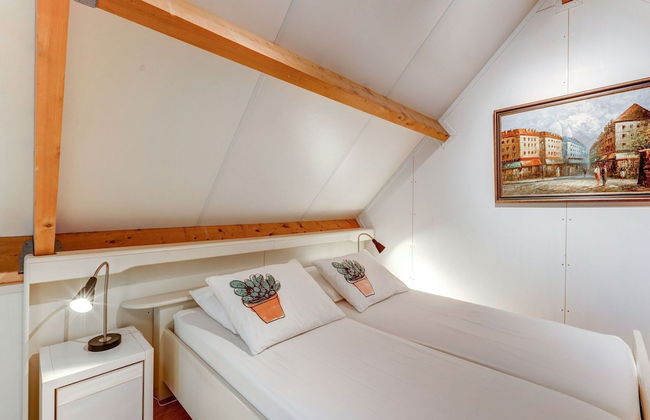 Picturesque Holiday Home in Oldenzaal With Jacuzzi - Foto 7