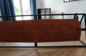 Indy Appart - T2 moderne - Eurexpo - Parking - Balcon vue - Calme Propre - Foto 19