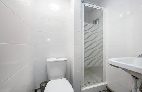 New Lodge Rooms- with Free Parking - Foto 39