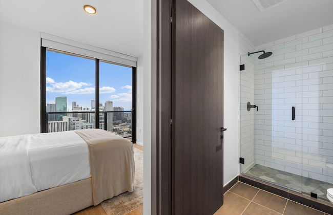 Luxurious Condo Downtown Miami Heart - Photo 7