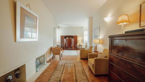 Grand Botanic Garden Apartment by Vacationy - Photo 4