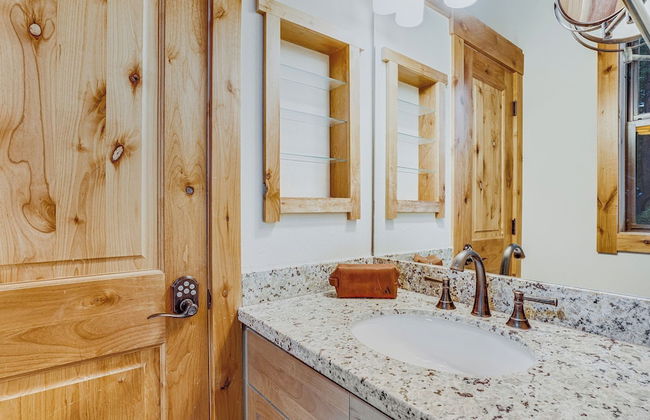 Arroyo by Avantstay Peaceful Mountain Townhouse w/ Large Private Balcony - Foto 27