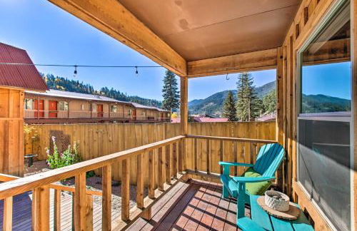 Unique Mtn Getaway with Stunning Outdoor Area! - Foto 24