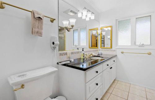 Spacious pool home in Pasadena - Foto 2