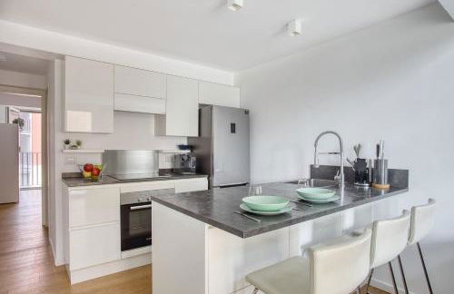 Just Urban Stays - Luminoso Duplex con Terrazzo 10 min Porta Romana - Foto 9