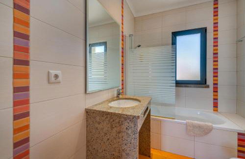 Villa Ruana - 5 bedrooms on Suite- Free out door Hot Jacuzzi - By Bedzy - Foto 25