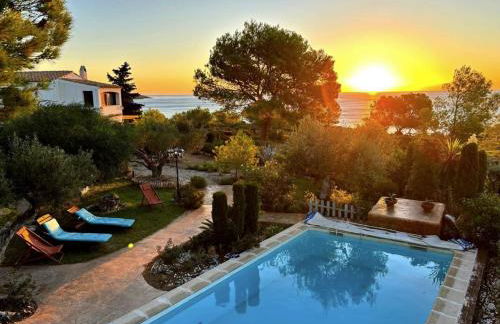 Preciosa villa con vistas al mar y al atardecer y piscina privada - Foto 16