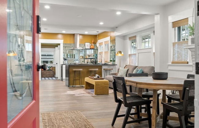 Soho Serenity by Brightwild Pool Hot Tub - Foto 8