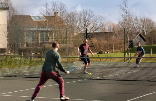 Pet friendly Cotswold Cottage with hot tub and swimming pools - Foto 28