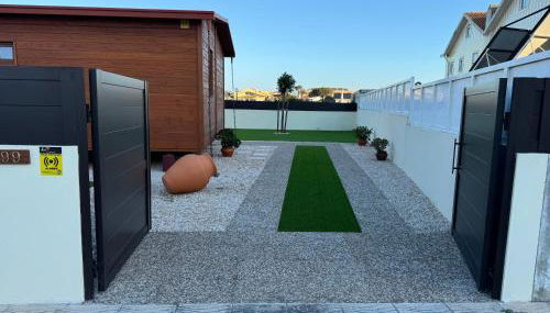 Acolhedora casa de férias T2 com espaço exterior - Foto 2