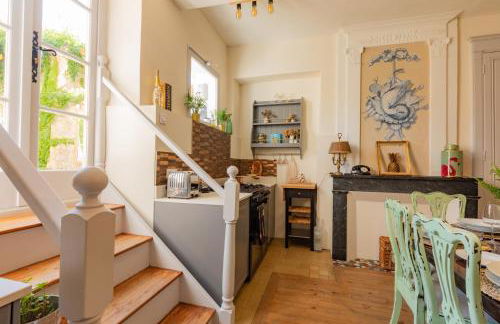 CHAMPAGNE HOUSE- Oasis de luxe & de charme - coeur de ville - 10-12 pers - piscine, cuisine d'été, patio, bar & piano - Photo 41