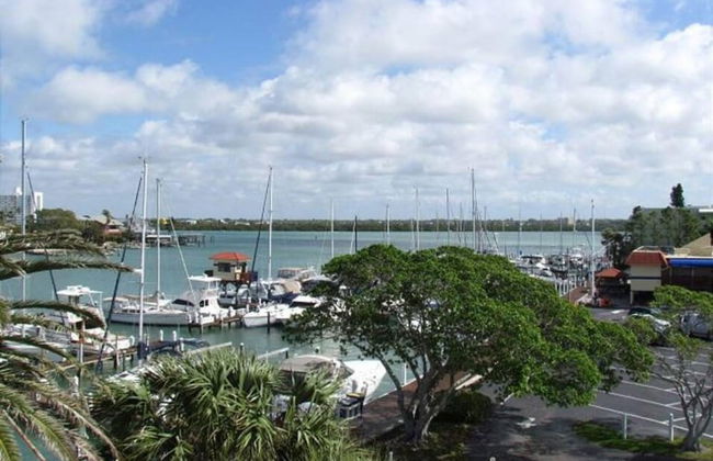 2 Bedroom Waterfront Pool Side! - Foto 24