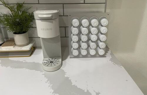 Quiet Community, Stylish Escape - Photo 19