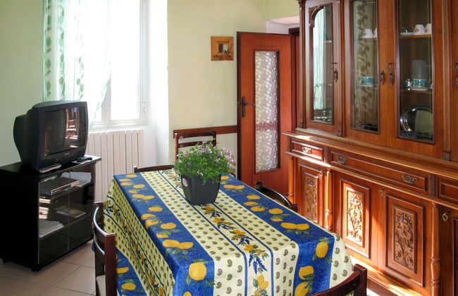 3 bedroom Apartment in Cipressa with garden - Photo 7