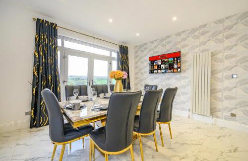 Spacious 6 Bedroom Escape with Hot Tub, Games Room & Karaoke in Yorkshire - Foto 38