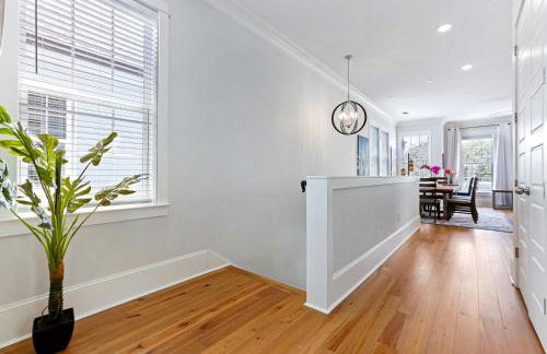 Hosteeva Amazing 4 BR Modern Condo with Balcony Near Frnch Quarter - Foto 62