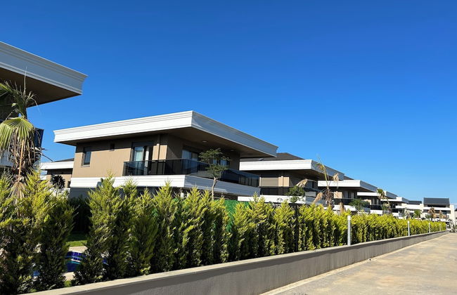 Nirvana Holiday Homes - Foto 32