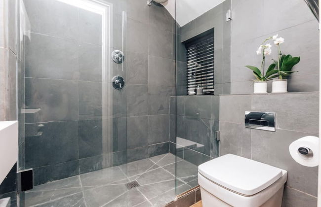 Wisteria House - Sleeps 11 - Foto 13