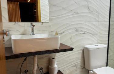 Cabana Rústica com vista para as Montanhas - Foto 21