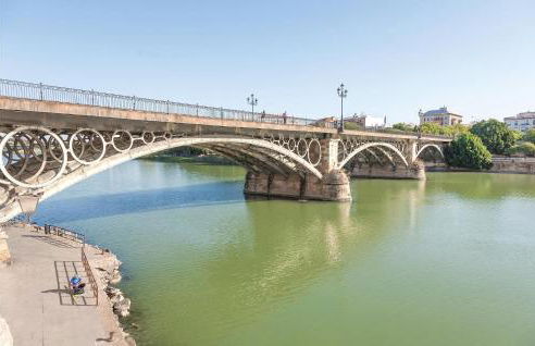 1 Bedroom Stunning Apartment In Sevilla - Foto 24