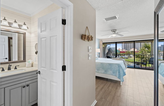Edgewater Beach Resort #207 Tower 2 by Book That Condo - Foto 121