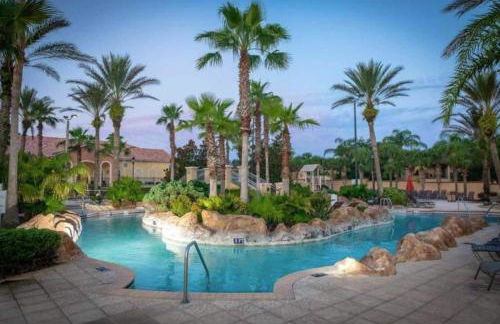 Villas at Regal Palms-4 Bedroom3.5 bath Townhouse - Foto 2