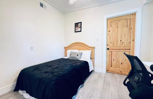 Waterfront Vacation Retreat with Gazebo Fishing - Foto 21