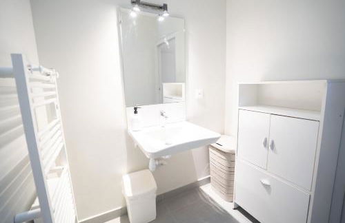 Air-conditioned 2 bedroom apartment with Terrace Parking Carcassonne - Foto 15