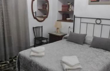 Charming house with mountain view in Encinasola, fireplace - Photo 6