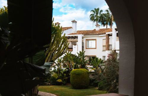 La Petite Foret Seaview Flat close to Marbella - Photo 25