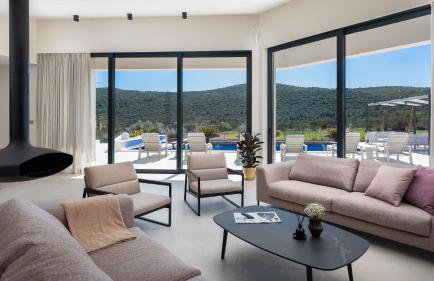 Luxury Villa Dolac near Split, airport, complete privacy, infinity heated pool - Photo 25