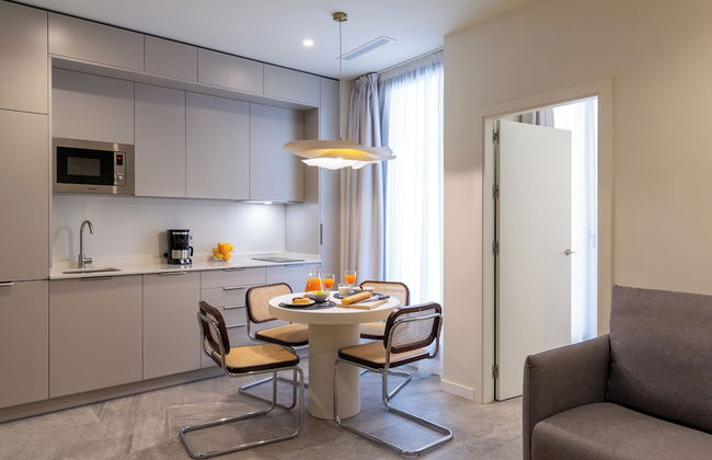 Feelathome O'Donnell Apartments - Foto 32