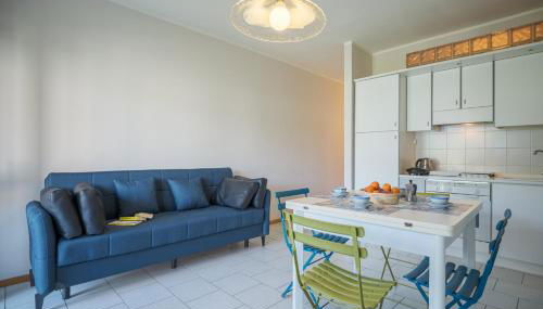 Interno 2 in Iseo With 1 Bedrooms and 1 Bathrooms - Photo 3, Other