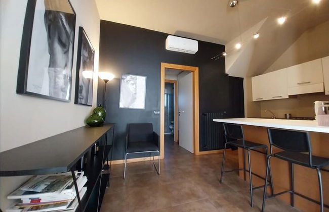 Apartment in Iseo Near Seabeach - Photo 8