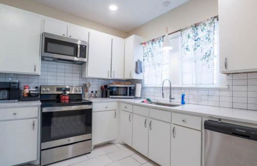 Backyard Beauty Bungalow in Jackson - Foto 6