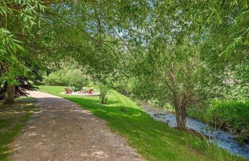 Secluded Stay in a Wonderful Creekside Getaway - Foto 14