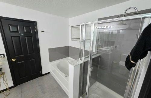 10 Mins to Disney - New luxury furniture - 16 guests - Foto 70