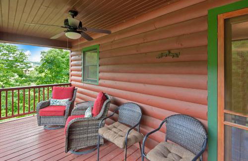 30 Mins to Boone, Fire Pit, Hot Tub, 3 porches, Dogs OK - Photo 31